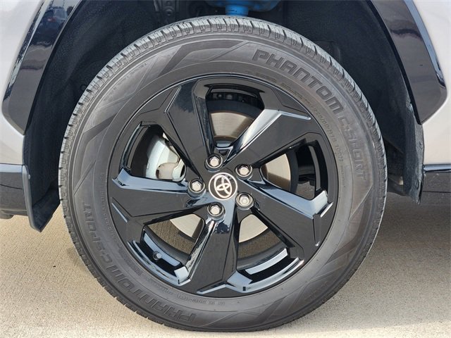 Used 2021 Toyota RAV4 XSE image 7