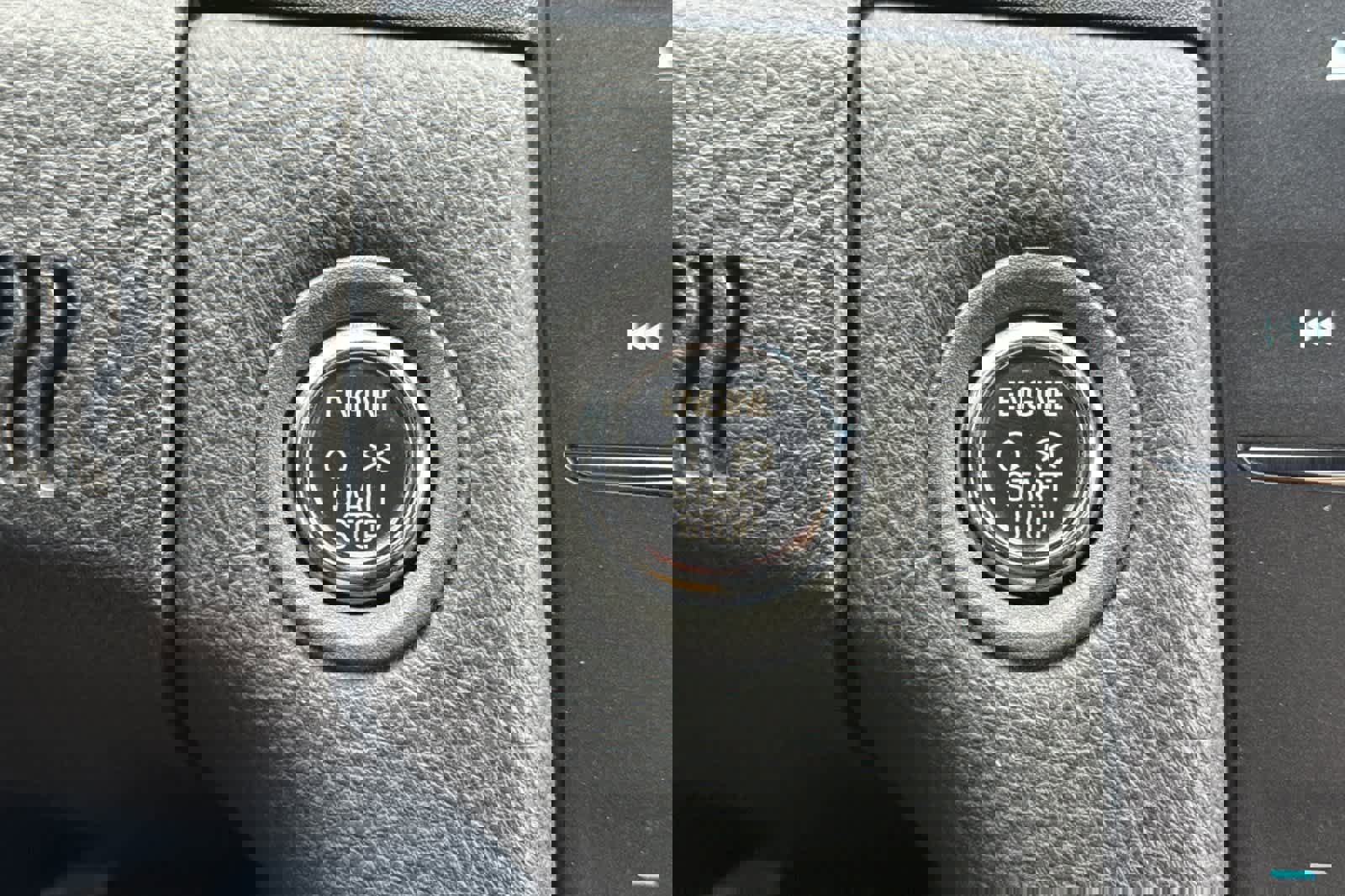 Used 2017 Ford Taurus SEL w/ Equipment Group 201A image 24