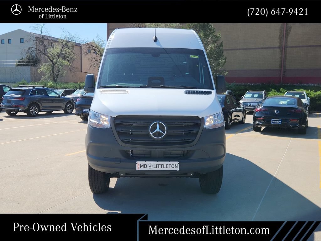 Used 2025 Mercedes-Benz Sprinter 2500 image 2