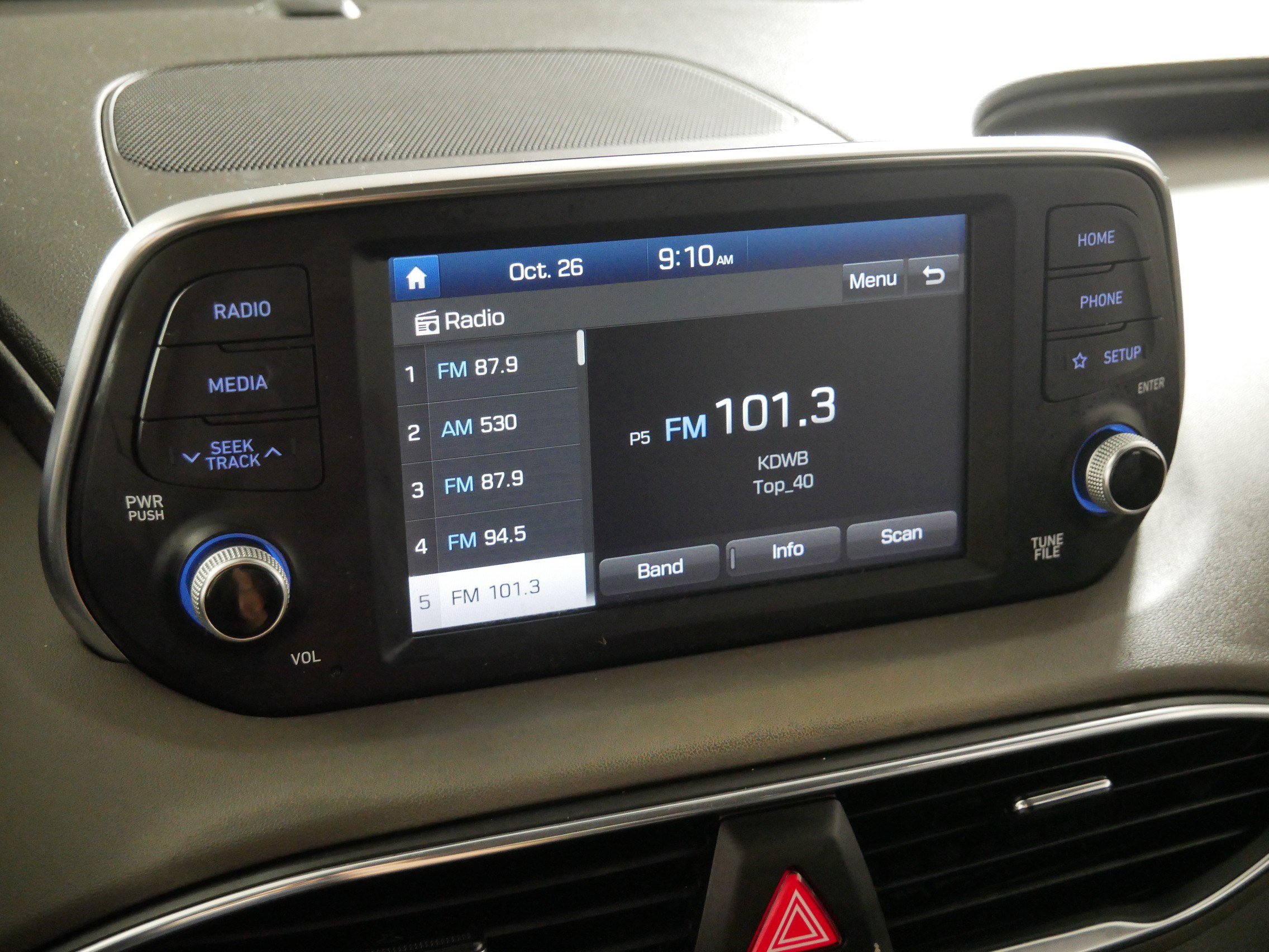 Used 2020 Hyundai Santa Fe SE w/ Cargo Package AWD/4WD image 22