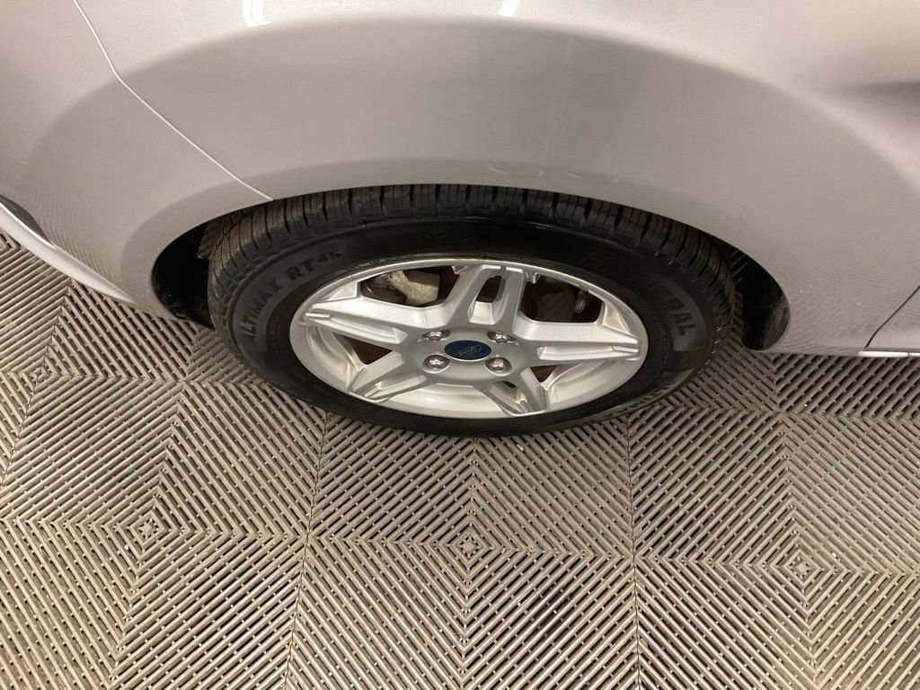 Used 2019 Ford Fiesta SE w/ Cold Weather Package FWD image 9