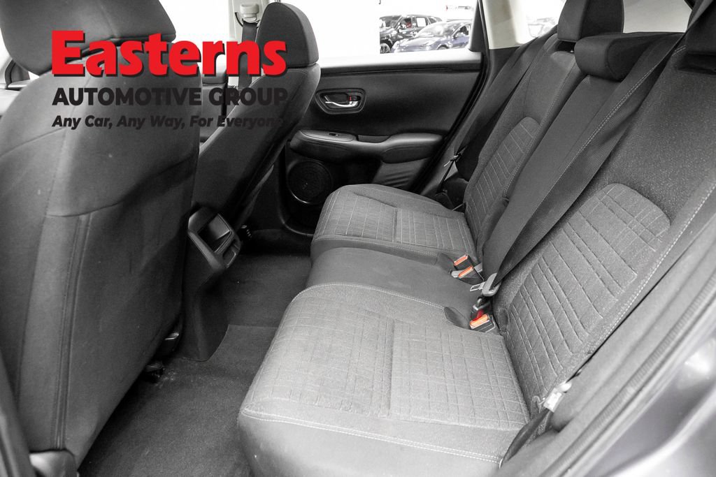 Used 2023 Honda HR-V LX image 19
