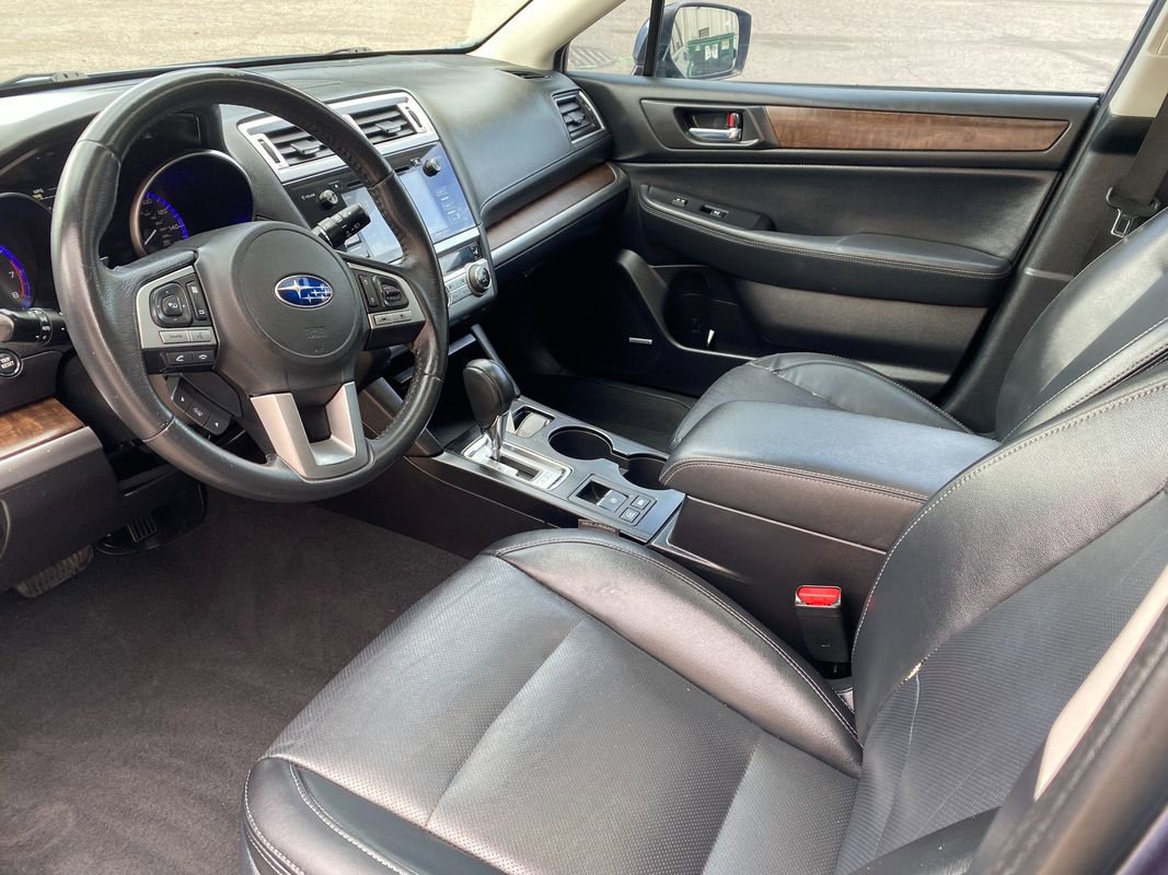 Used 2017 Subaru Outback 3.6R Limited AWD/4WD image 13