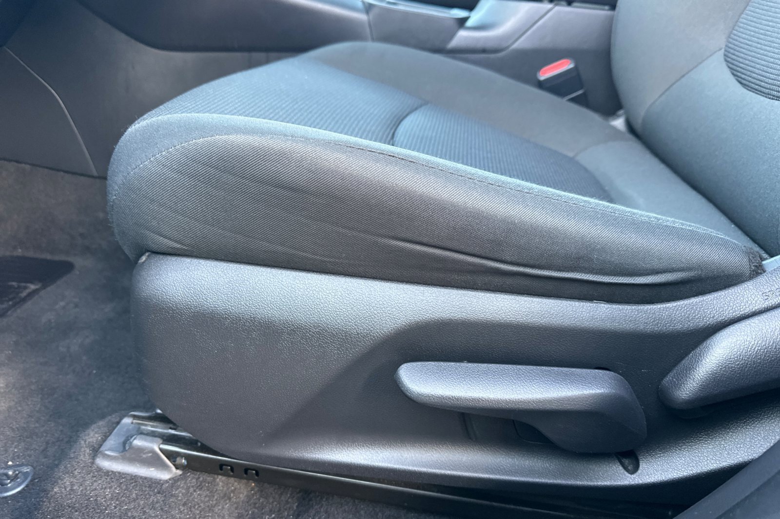 Used 2024 Toyota RAV4 LE image 13