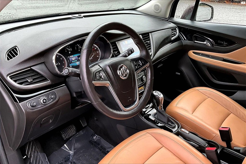 Used 2018 Buick Encore Premium w/ Experience Buick Package image 15