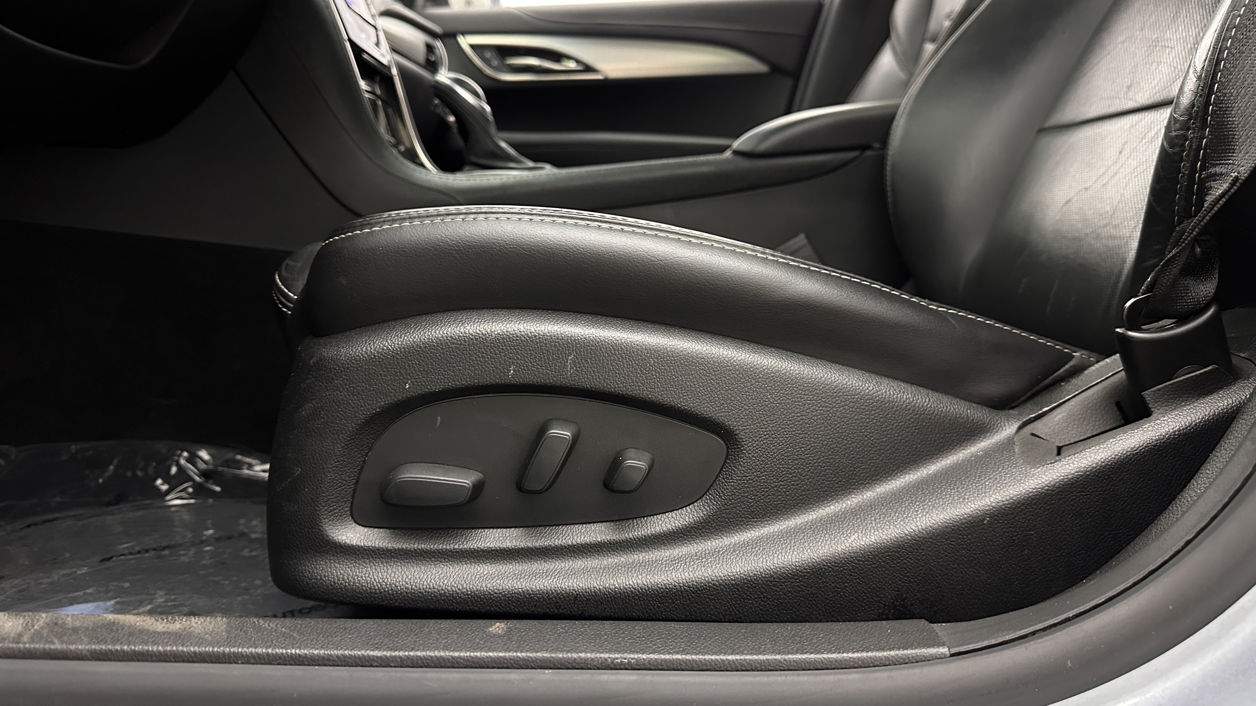 Used 2017 Cadillac ATS Luxury RWD image 13