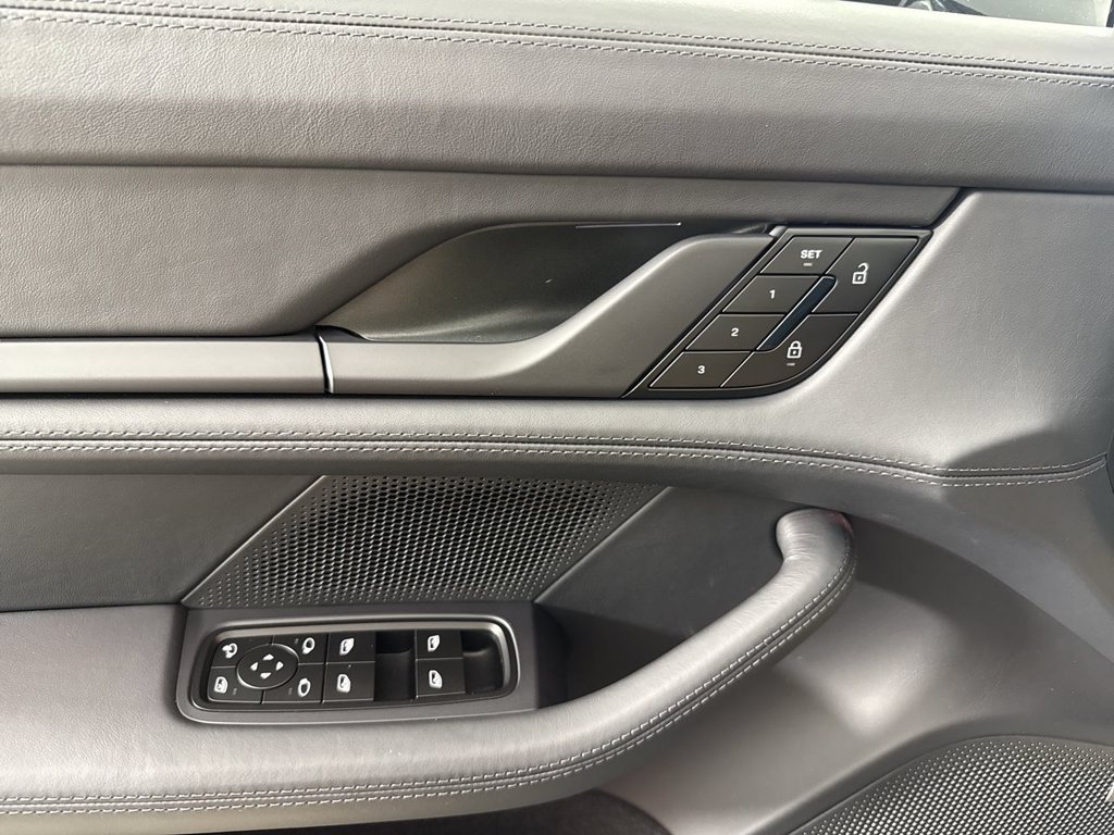 New 2026 Porsche Taycan AWD/4WD image 34