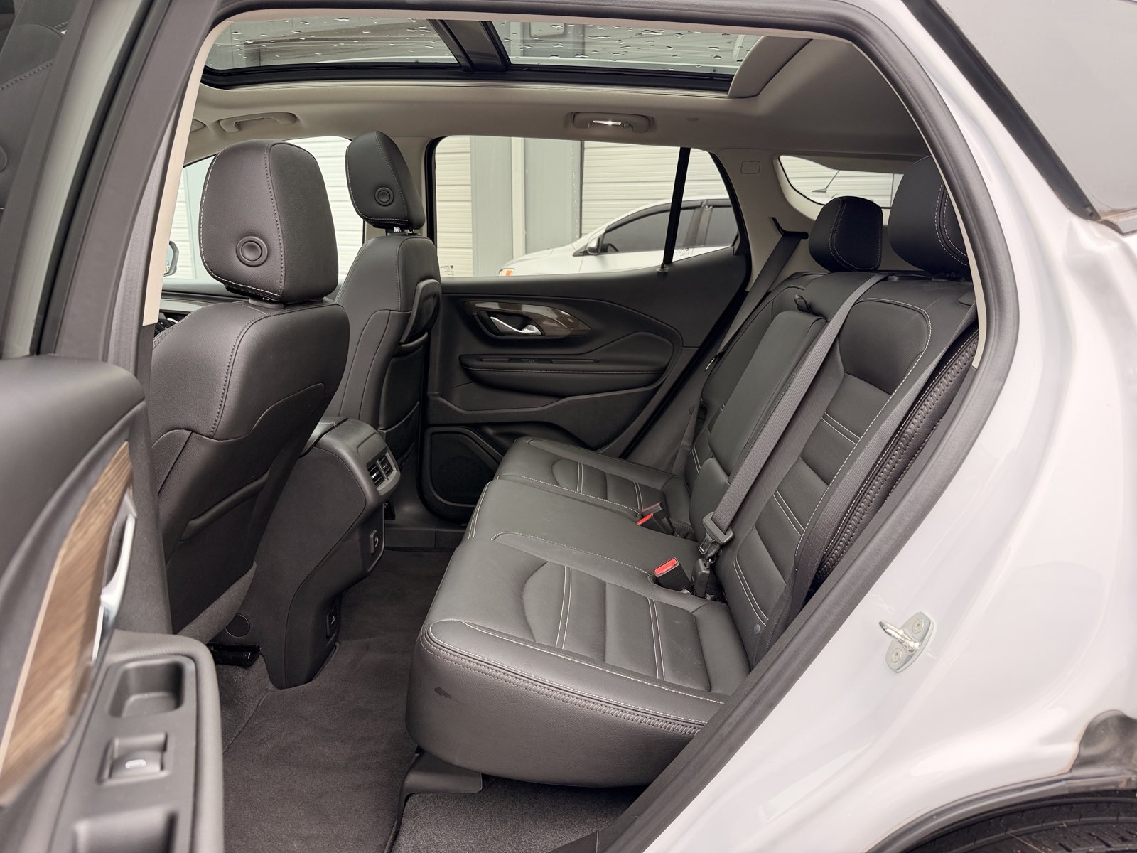 Used 2022 GMC Terrain Denali AWD/4WD image 29