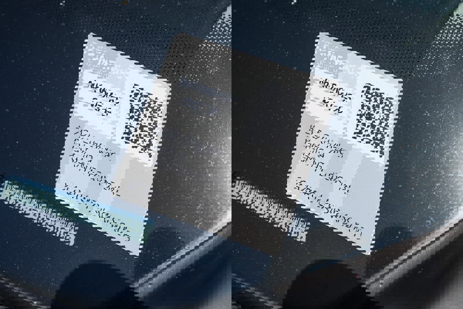 Used 2022 Chrysler Pacifica Touring-L w/ Uconnect Theater Family Group image 23