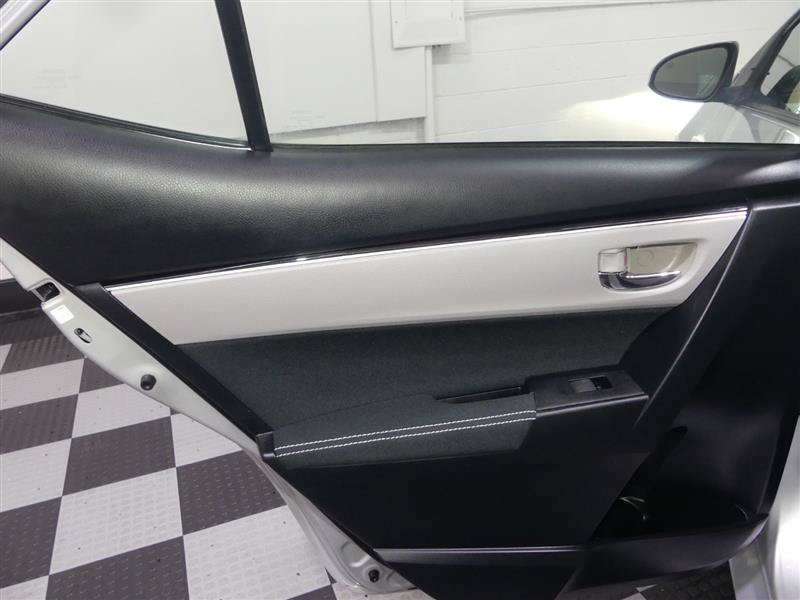Used 2019 Toyota Corolla LE FWD image 24