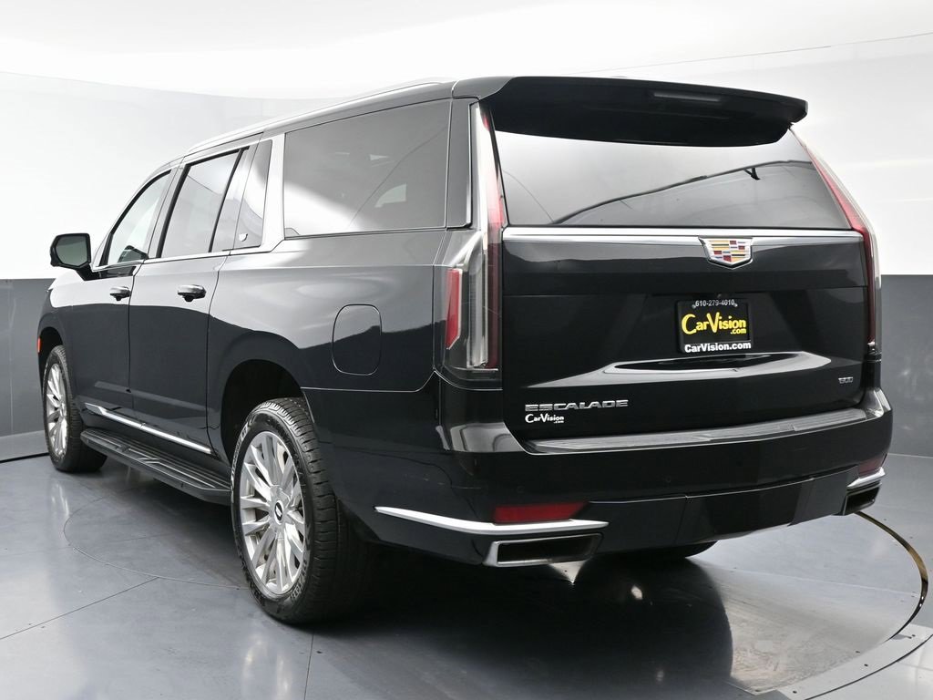 Used 2023 Cadillac Escalade ESV Premium Luxury image 7