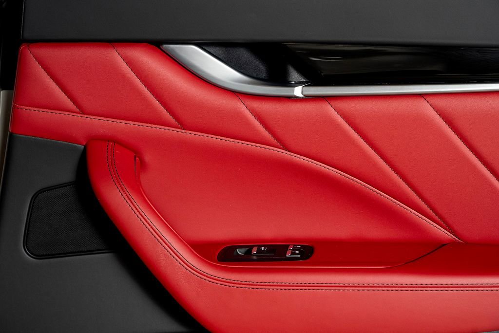 Used 2022 Maserati Levante GT image 61