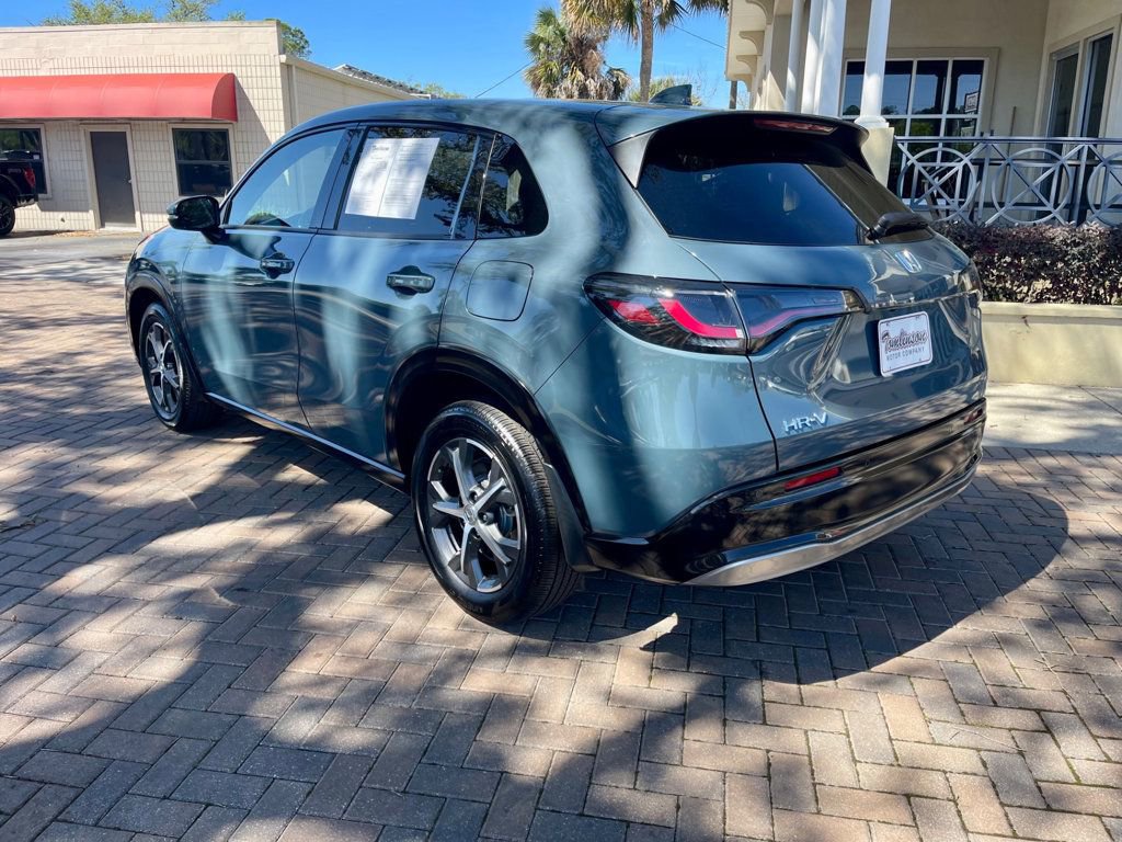 Used 2024 Honda HR-V EX-L image 3