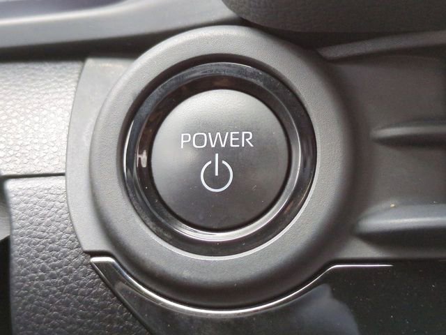 Used 2025 Toyota Crown Signia image 31