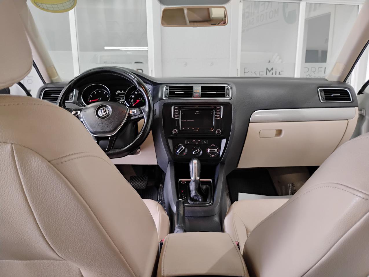 Used 2016 Volkswagen Jetta SE FWD image 17