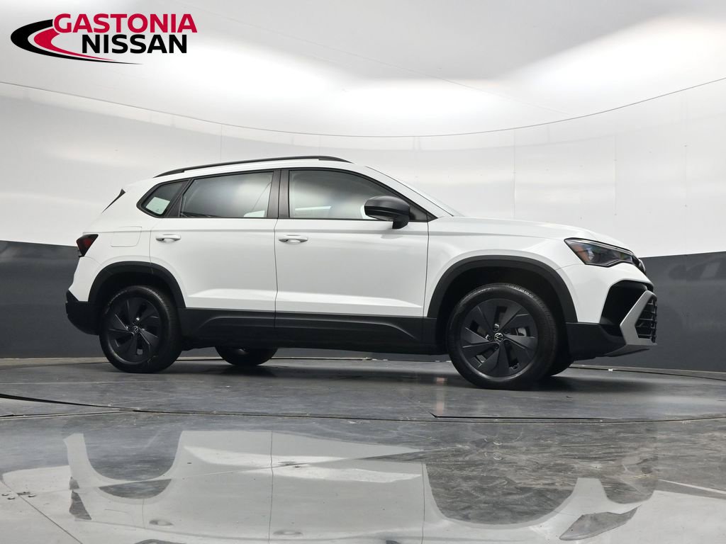 Used 2025 Volkswagen Taos S FWD image 35
