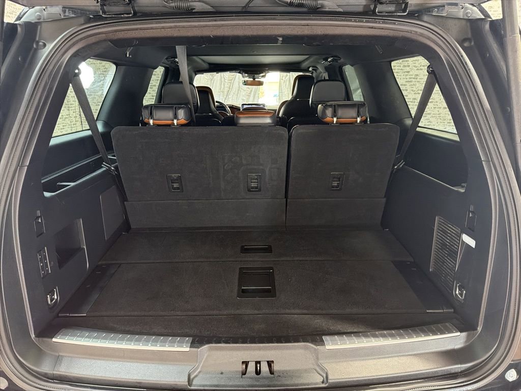 Used 2020 Lincoln Navigator L Reserve w/ Luxury Package image 14