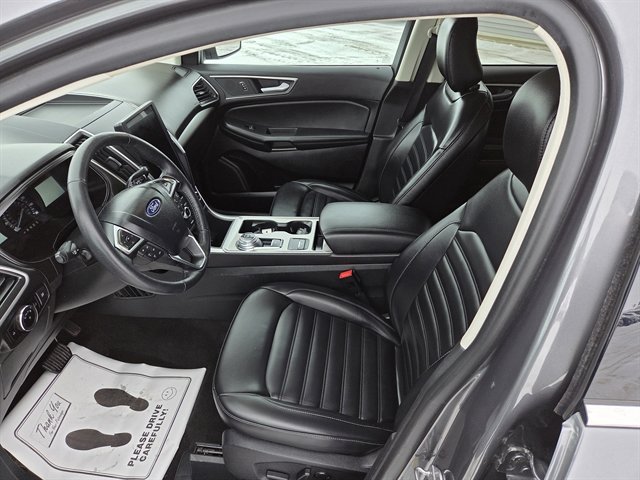 Used 2024 Ford Edge SEL image 5