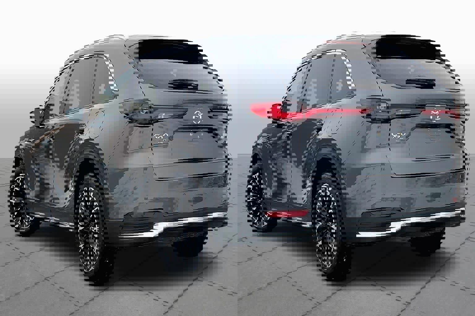 Used 2024 MAZDA CX-90 Plug-In Hybrid w/ Premium Pkg image 11