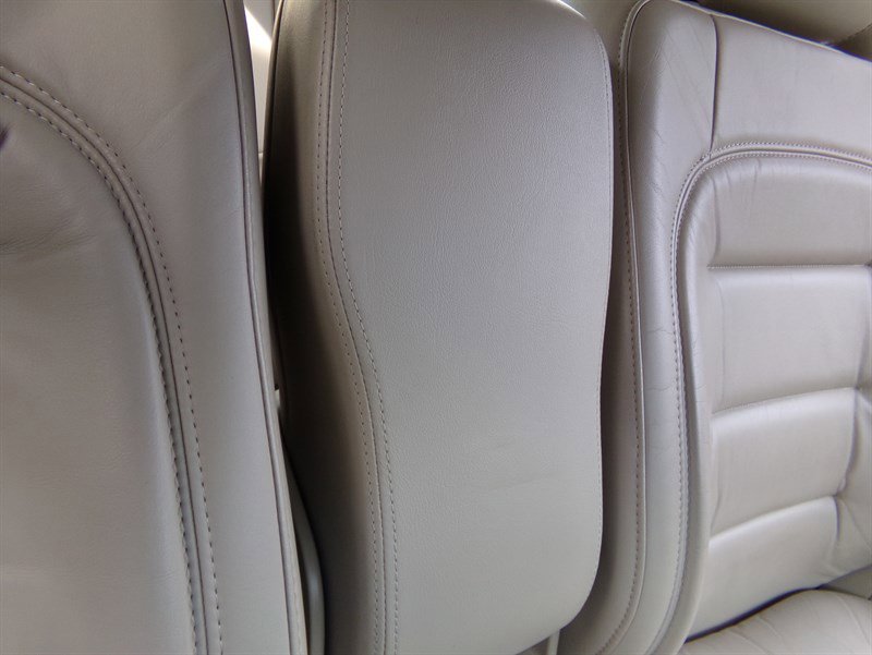 Used 2003 Cadillac De Ville Sedan w/ Comfort & Convenience Package image 30