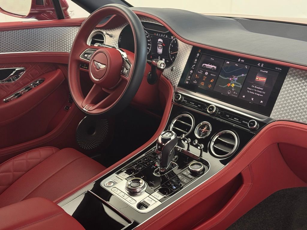 Used 2023 Bentley Continental GT Azure image 57