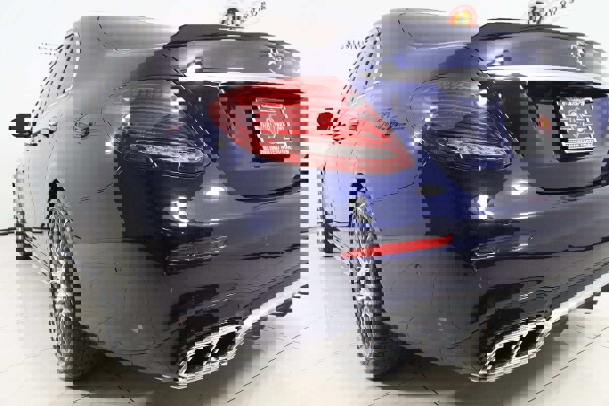 Used 2019 Mercedes-Benz E 63 AMG S image 37