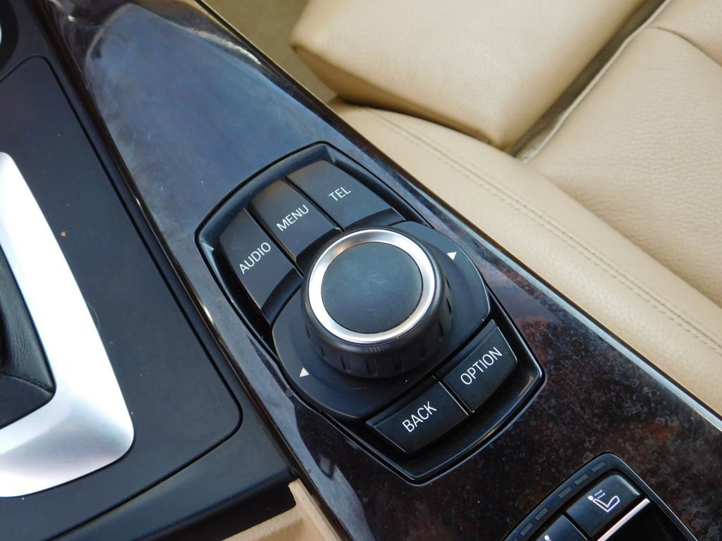 Used 2016 BMW 428i xDrive Convertible image 18