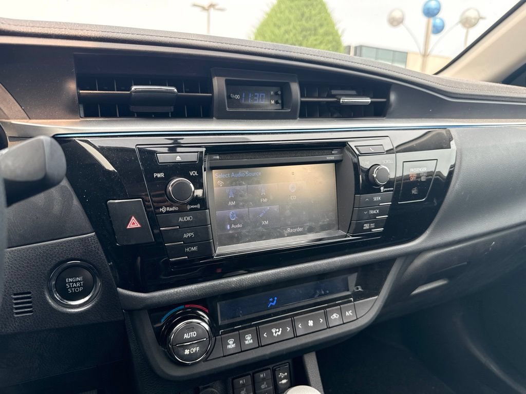 Used 2016 Toyota Corolla LE Premium FWD image 11