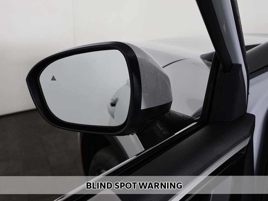 New 2025 Mitsubishi Outlander SE image 7