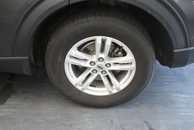 Used 2020 Ford Explorer XLT AWD/4WD image 12