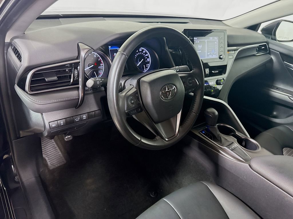 Certified 2023 Toyota Camry SE FWD image 9