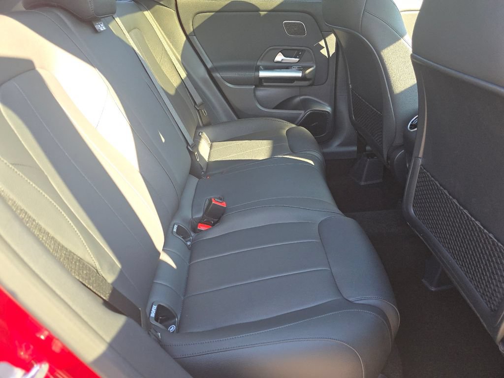 New 2026 Mercedes-Benz GLA 250 4MATIC image 18