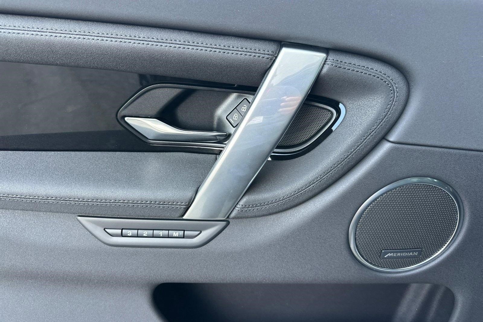 New 2025 Land Rover Discovery Sport S image 16