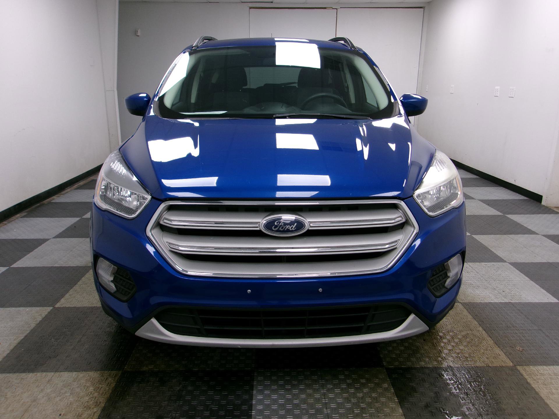Used 2018 Ford Escape SE image 14