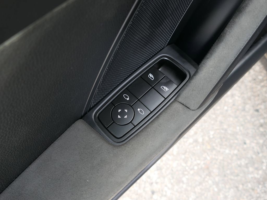 Used 2024 Porsche 911 Targa 4 GTS image 11