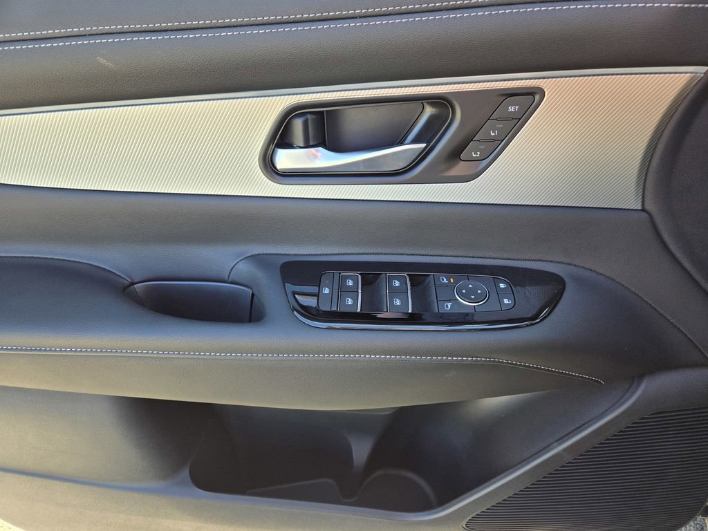New 2025 Nissan Murano SL w/ Cargo Package AWD/4WD image 14