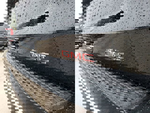 New 2026 GMC Yukon Denali image 7