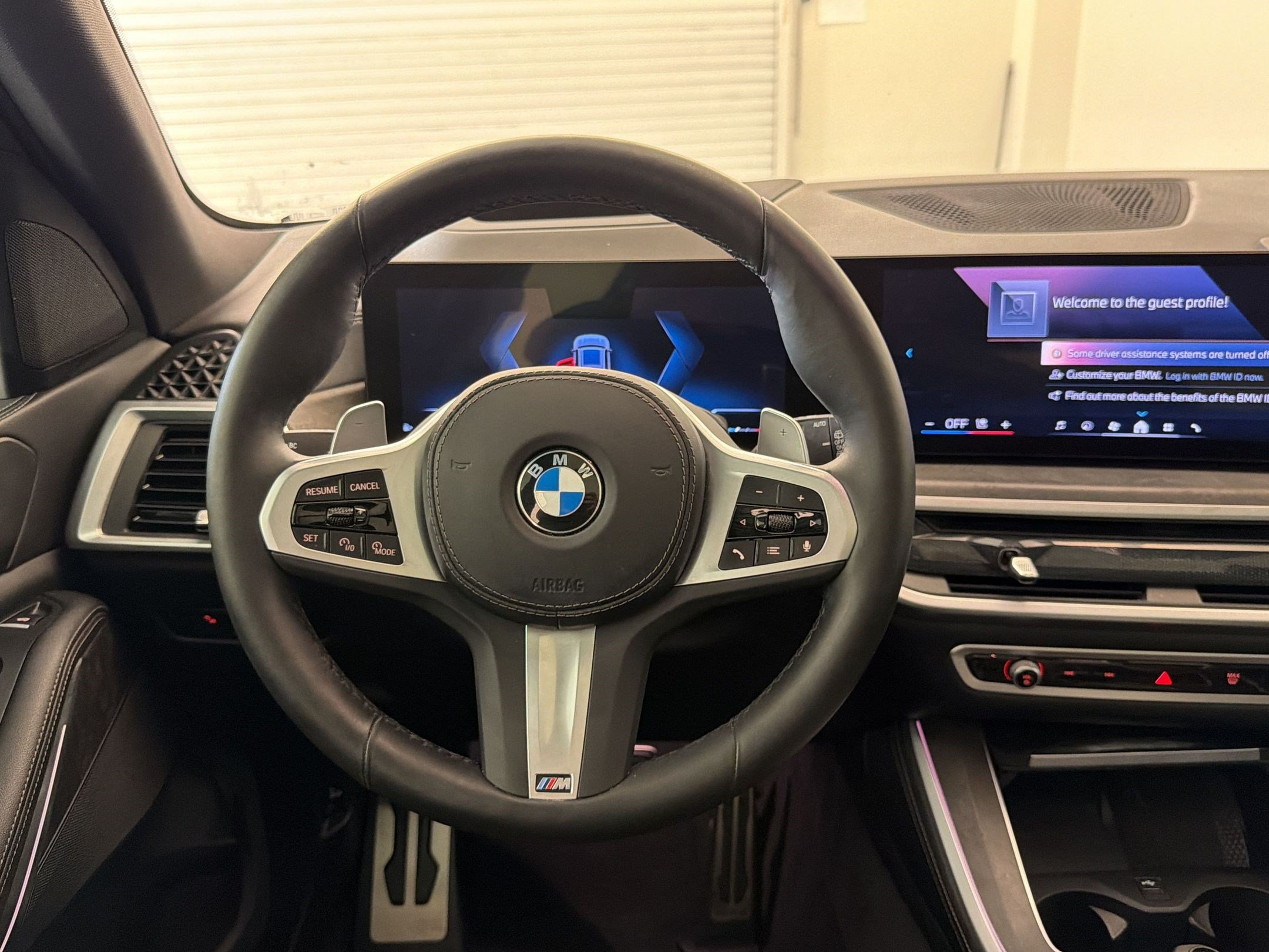 Used 2024 BMW X5 xDrive40i w/ M Sport Package AWD/4WD image 11