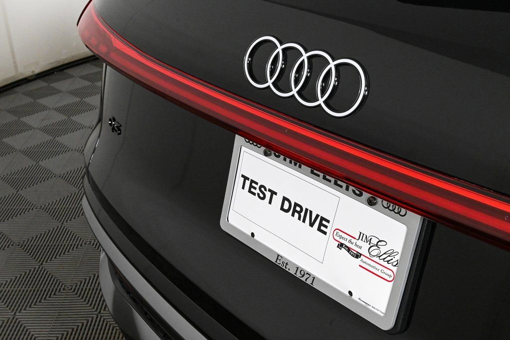 New 2025 Audi Q5 Premium Plus AWD/4WD image 37