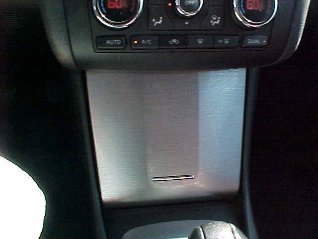 Used 2011 Nissan Altima 3.5 SR FWD image 26