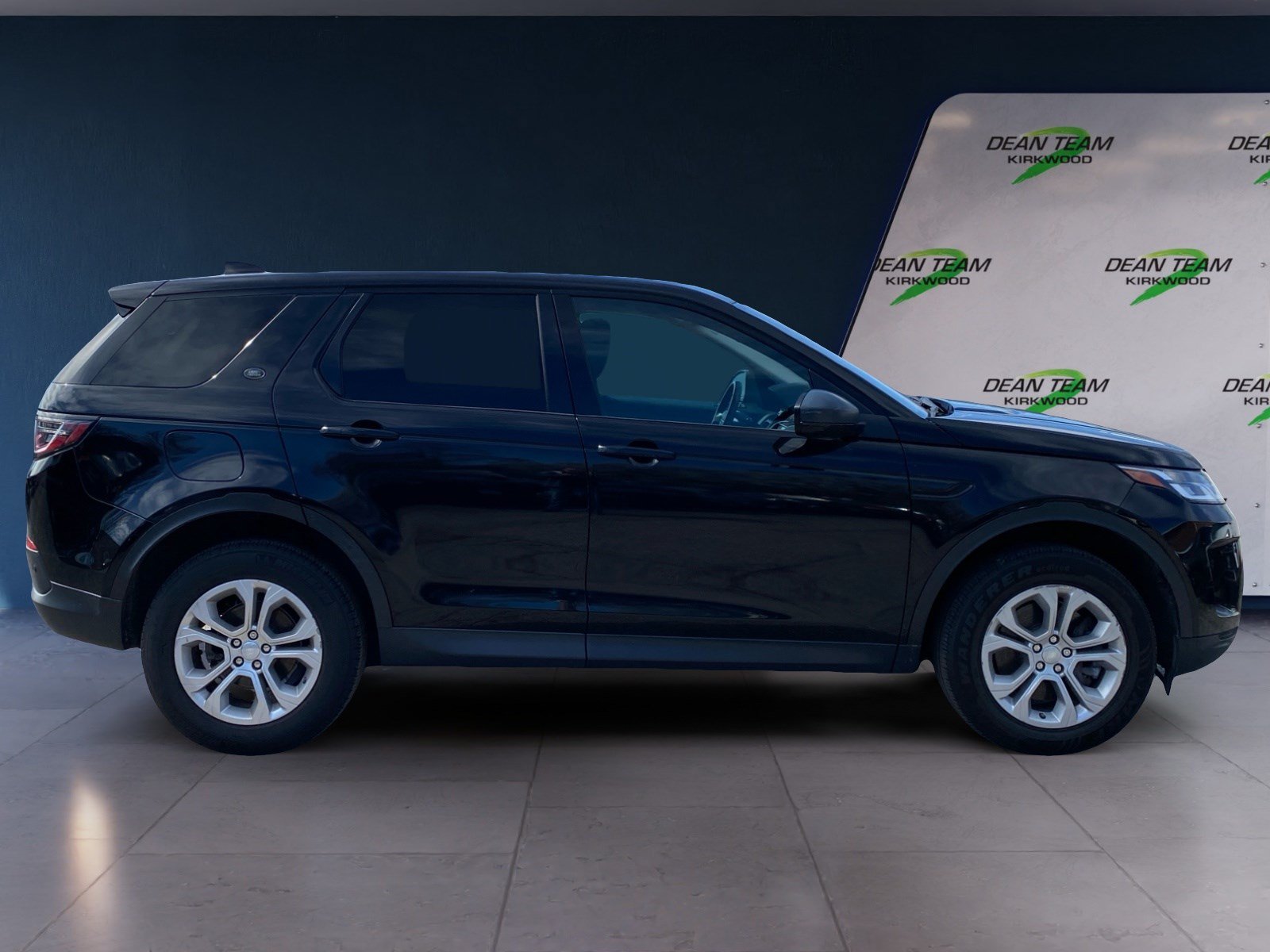 Used 2020 Land Rover Discovery Sport AWD/4WD image 10