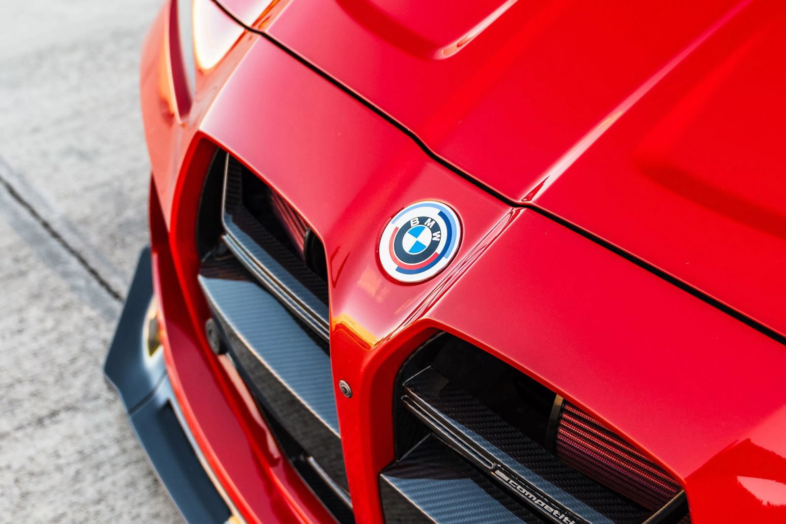 Used 2023 BMW M3 Competition w/ M Carbon Exterior Package AWD/4WD image 8
