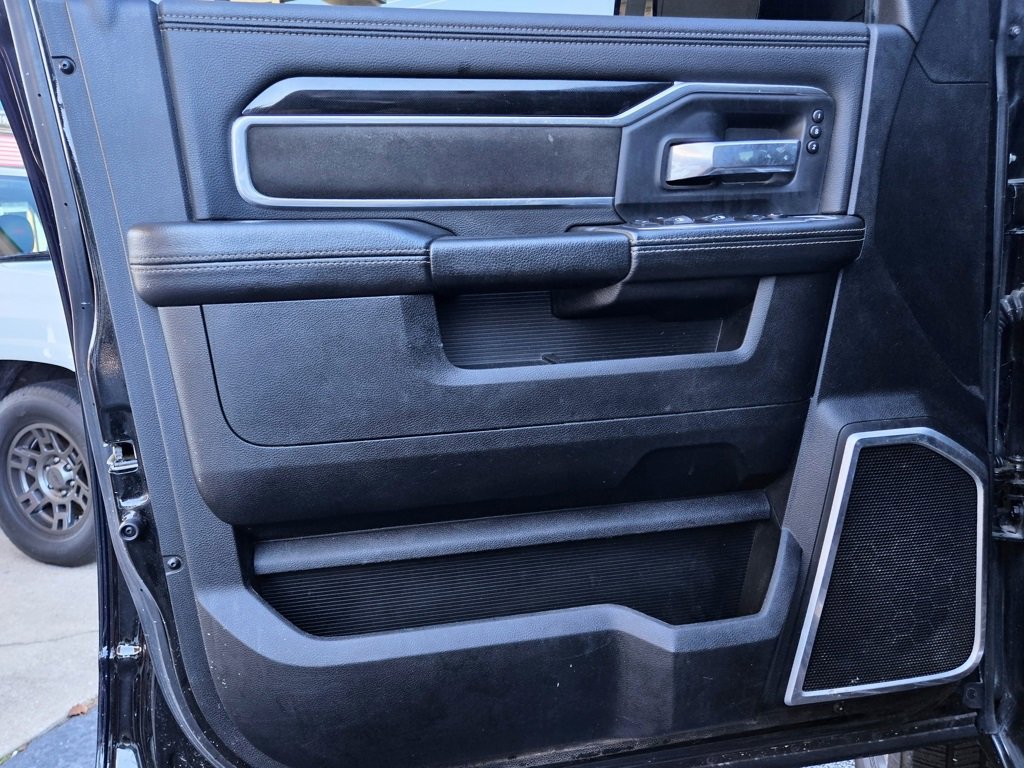Used 2021 RAM 2500 Laramie w/ Night Edition image 22