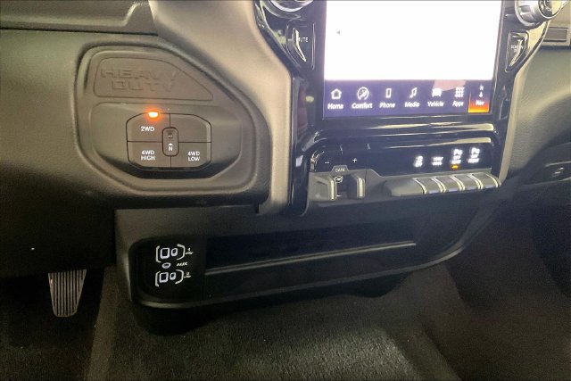 Used 2026 RAM 2500 Big Horn AWD/4WD image 8