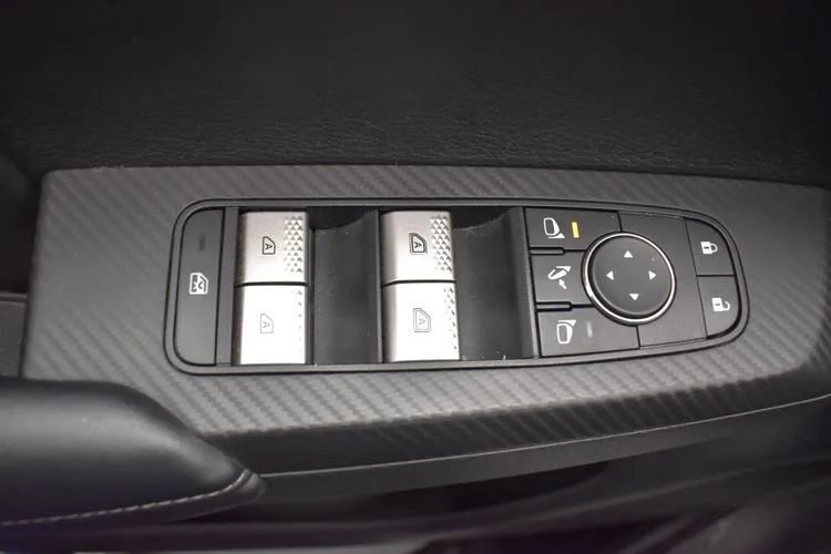 Used 2024 Mitsubishi Outlander Ralliart AWD/4WD image 21
