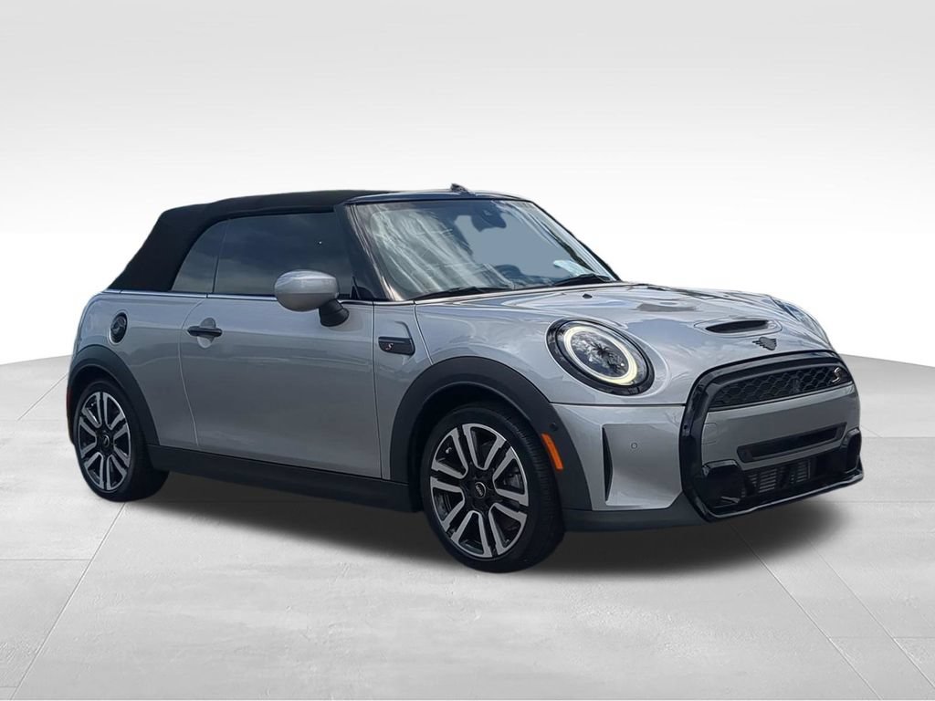Used 2024 MINI Cooper S FWD image 2