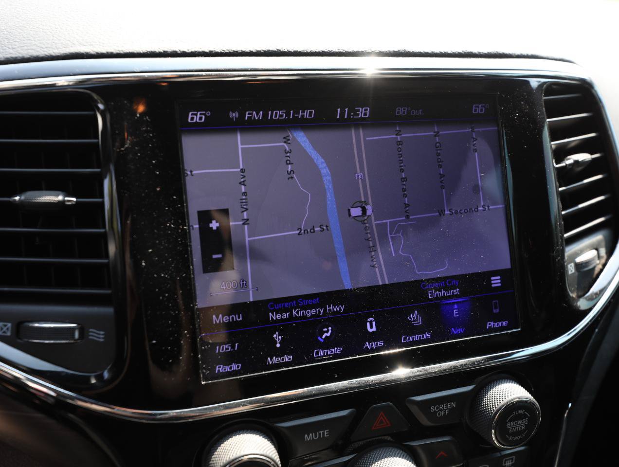 Used 2019 Jeep Grand Cherokee Altitude AWD/4WD image 23