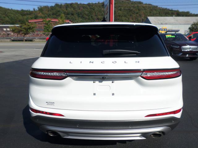 Used 2022 Lincoln Corsair AWD w/ Premium Package image 5