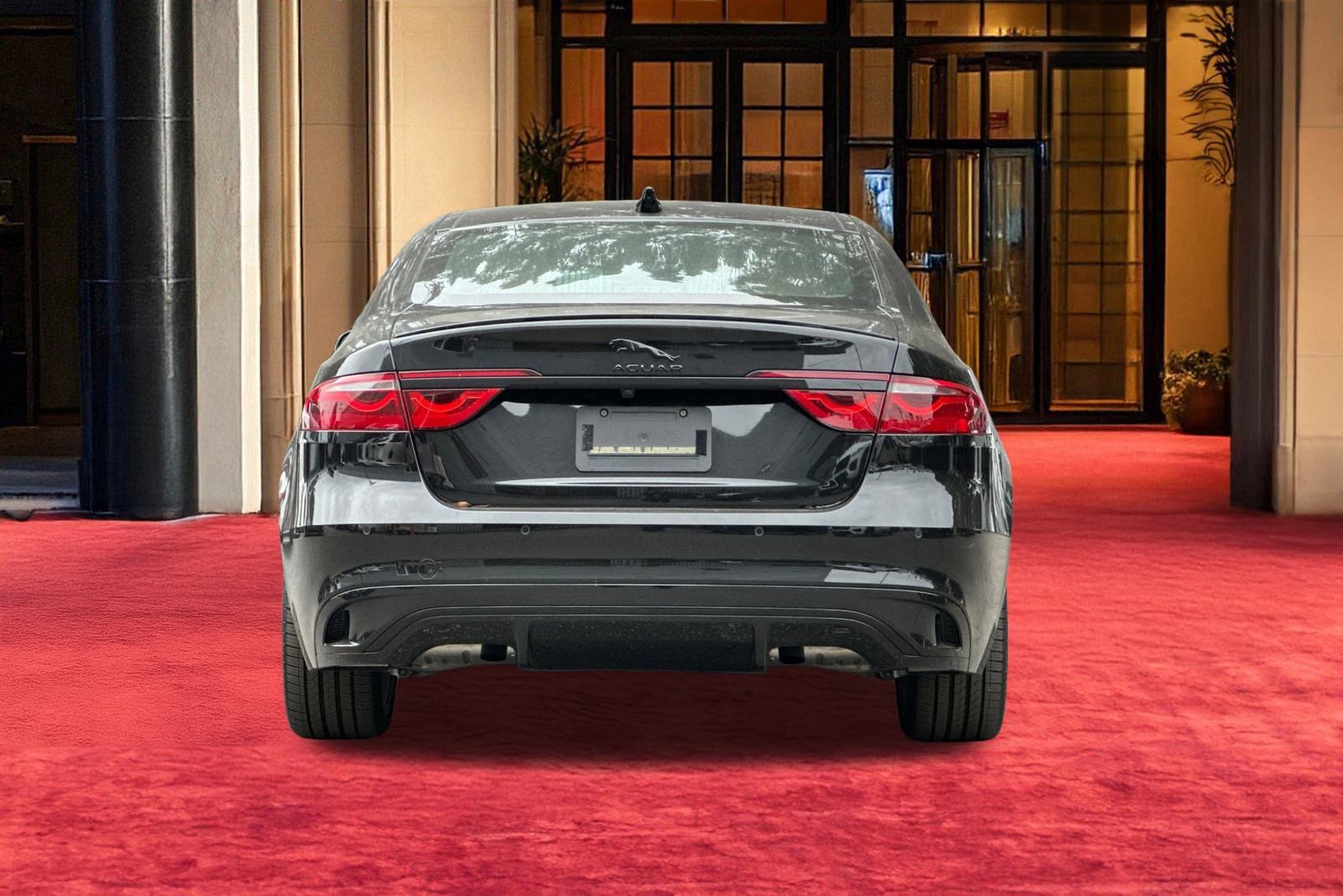 Used 2024 Jaguar XF R-Dynamic SE image 11