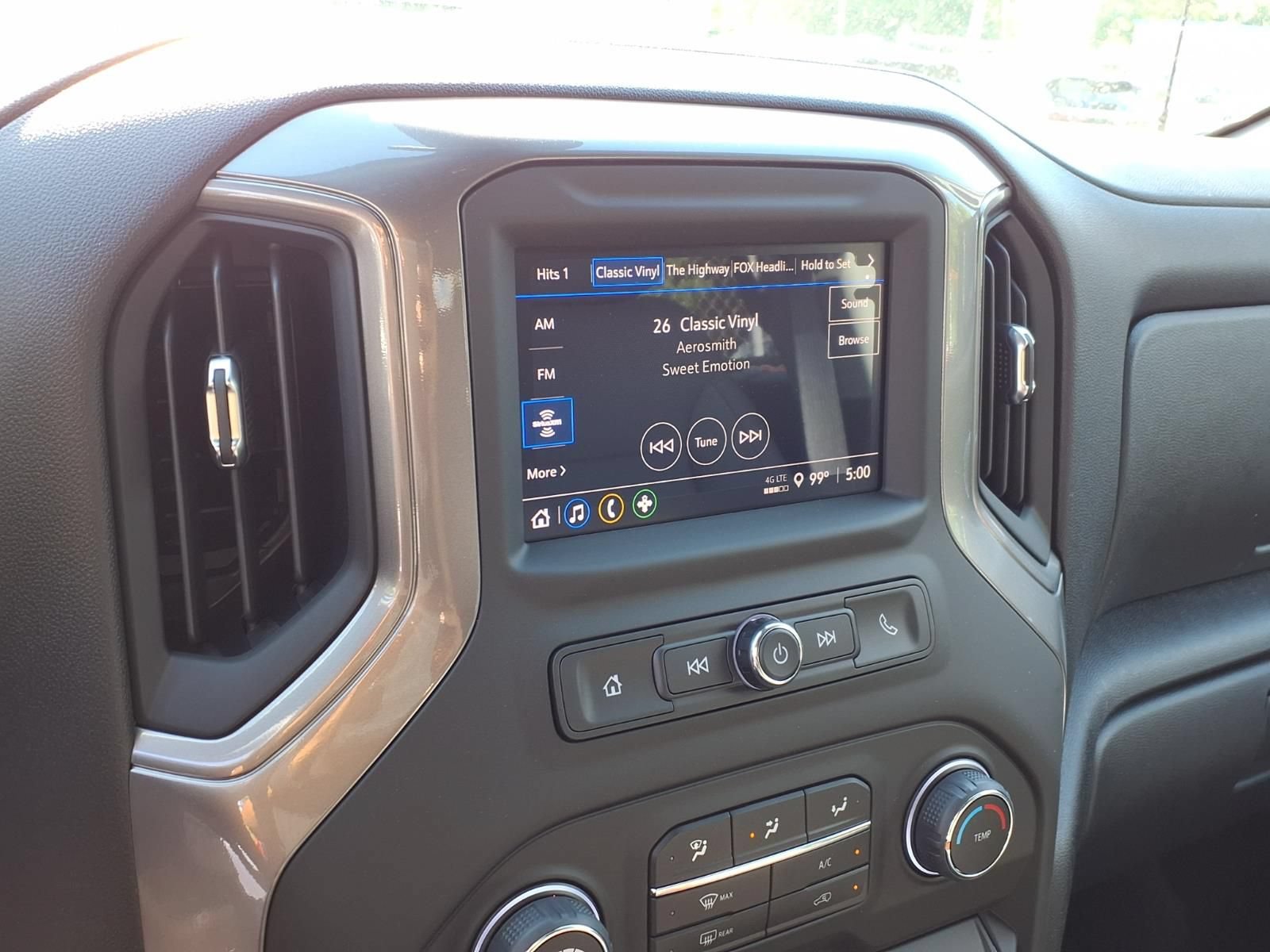 New 2026 Chevrolet Silverado 1500 Custom w/ Turbomax Blackout Package AWD/4WD image 9